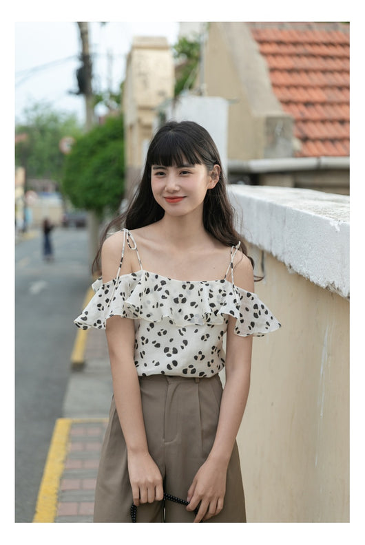 Blusa Corta de Verano con Tirantes en Gasa Ligera - Image 3