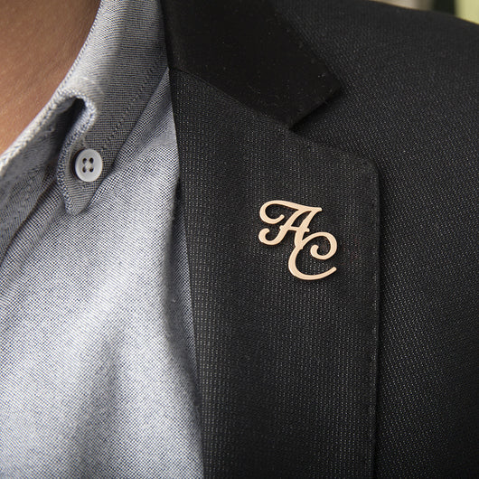 Broche de Solapa Doble Letra para Traje Ejecutivo - Image 14