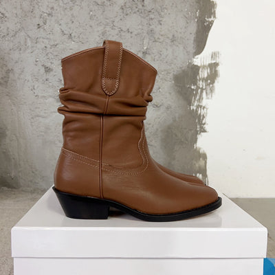 Botas Tobilleras de Cuero con Punta Dividida - Image 10