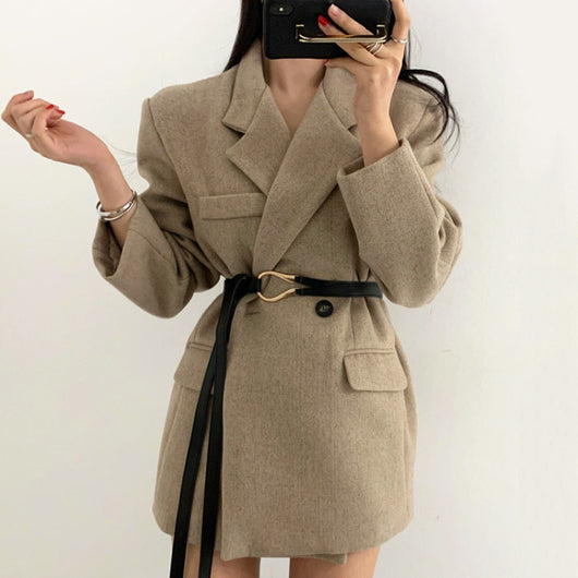 Abrigo de Lana para Mujer con Cintura Ajustada y Mangas Largas - Image 4