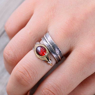 Anillo de Granate Vintage con Pluma Declarativa para Mujer - Image 9