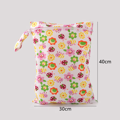 Bolsa Organizadora de Pañales con Bolsillos Temáticos - Image 6
