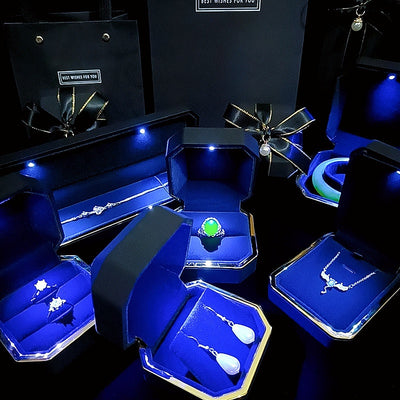 Estuche de Lujo con LED para Joyas, Relojes y Accesorios - Caja de Regalo Elegante - Image 44