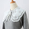Cuello Falso Decorativo con Encaje y Moño Bordado