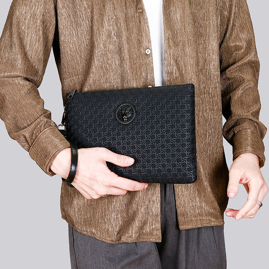 Clutch Personalizado de Textura Tejida con Diseño Minimalista y Gran Capacidad - Image 4
