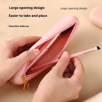 Bolsa de Viaje para Brochas de Maquillaje de Silicona con Cierre - Image 8