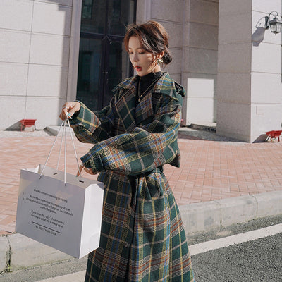 Abrigo Largo de Cuadros para Mujer - Elegancia Otoño e Invierno - Image 3