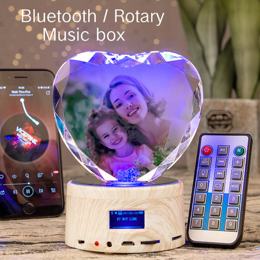 Parlante Bluetooth con Base Corazón Facetado - Diseño Crystal Peach - Image 2