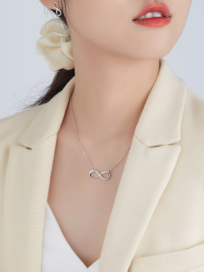 Collar de Plata Esterlina para Mujer con Diseño de 8 Caracteres - Image 11
