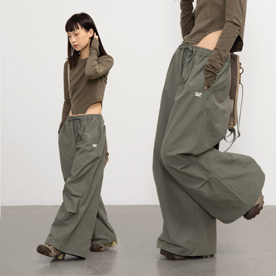 Pantalón Jogger Gris Verdoso Estilo Trinchera Americana - Image 2