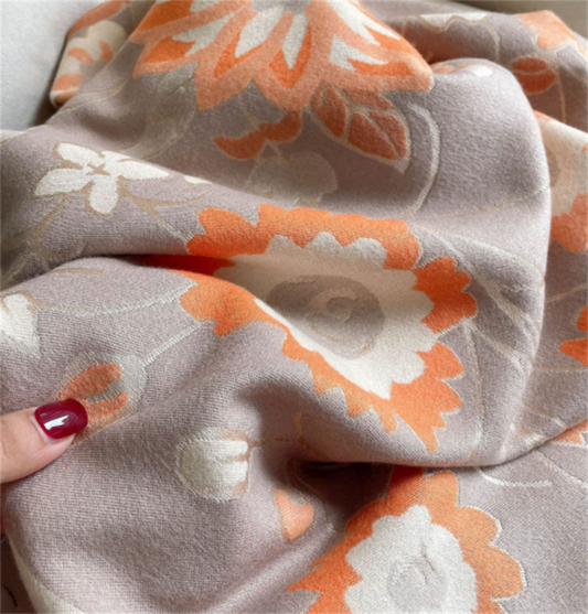 Bufanda Floral Cálida en Jacquard de Falso Cachemira para Mujer - Image 2