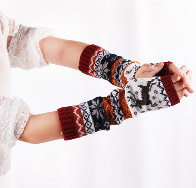 Guantes Navideños de Lana Tejida con Diseño Infantil - Cálidos y Acogedores - Image 14