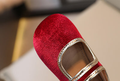 Zapatos Princesa Clásicos de Cuero Suave con Punta Cerrada - Image 7