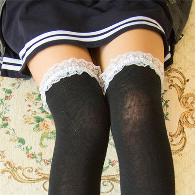 Medias de Encaje Hasta la Rodilla - Image 10