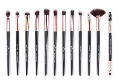 Set de 12 Brochas de Maquillaje Profesional - Sombras, Iluminador y Cejas
