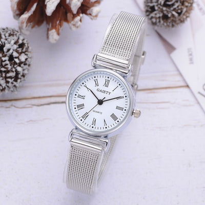 Reloj de Cuarzo con Numerales Romanos Elegante - Image 4