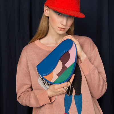 Bolso Mensajero de Cuero PU con Cadena Metálica - Colección Guisantes