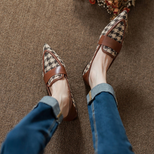 Zapatos Planos de Cuero Vacuno a Cuadros para Mujer - Image 13