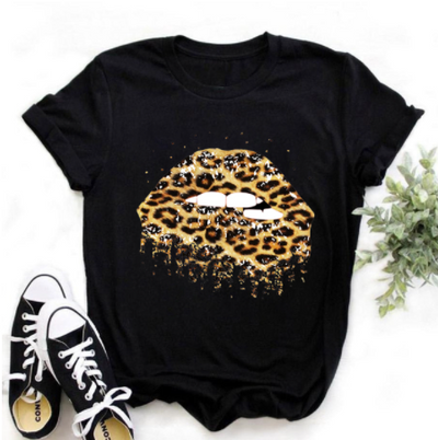 Blusa Estampada con Leopardo y Labios - Estilo Western Casual para Mujer - Image 44