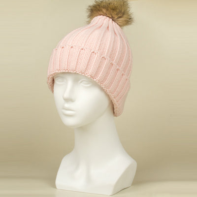 Gorro de Lana Azul Klein con Pompón de Pelaje - Diseño Tejido Elegante - Image 11