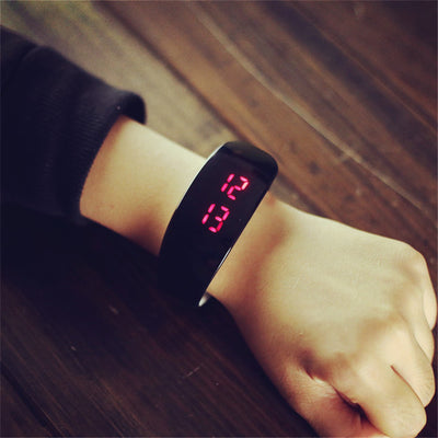 Reloj Pulsera LED Inteligente para Mujeres y Estudiantes - Image 18