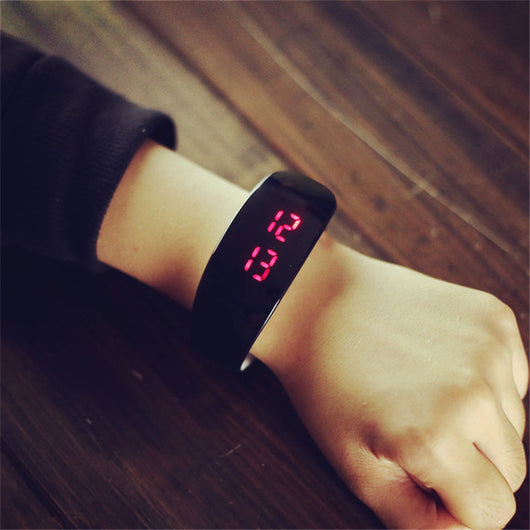 Reloj Pulsera LED Inteligente para Mujeres y Estudiantes - Image 18