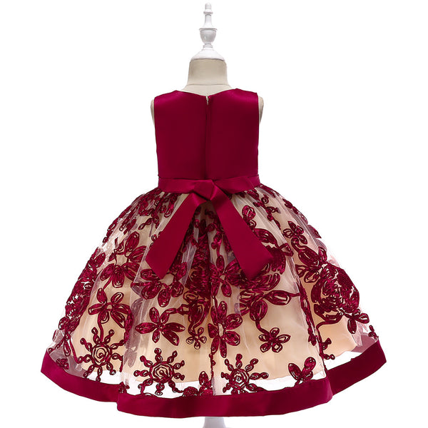 Vestido Princesa Niña con Apliques Decorativos