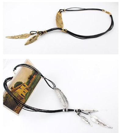 Collar Pendiente Multicapa con Borlas de Plumas y Hojas en Cuerda Negra - 3 Colores - Image 6