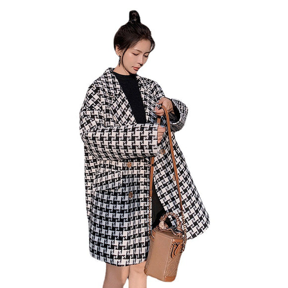 Abrigo de Lana Cuadros Blanco y Negro para Mujer - Diseño Clásico