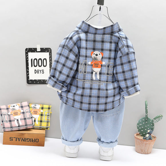 Traje de Tres Piezas Infantil a Cuadros - Casual y Elegante