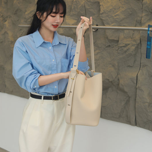 Bolsa Mensajera de Cuero Genuino Estilo Viajero - Image 10