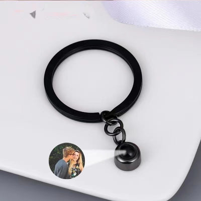 Llavero Proyector de Fotos Personalizado - Pequeño Circular con Imagen Customizada - Image 13