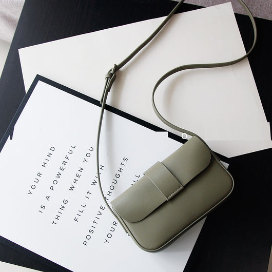 Bolsa Cuadrada Minimalista de Cuero para Celular - Image 14