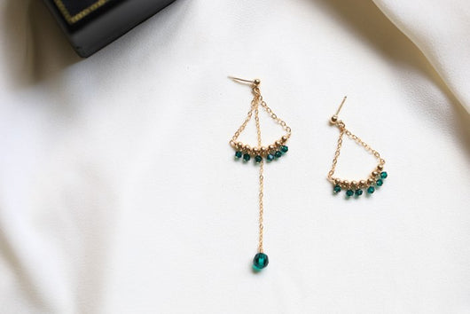 Aretes Asimétricos de Esmeralda - Image 6