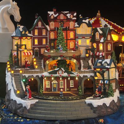 Casa Navideña Luminosa con Tren Giratorio y Música LED - Image 6