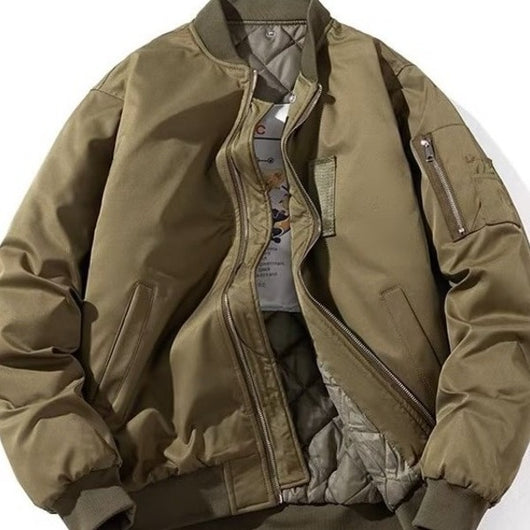 Chamarra de Piloto Bordada y Acojinada para Hombre - Image 2