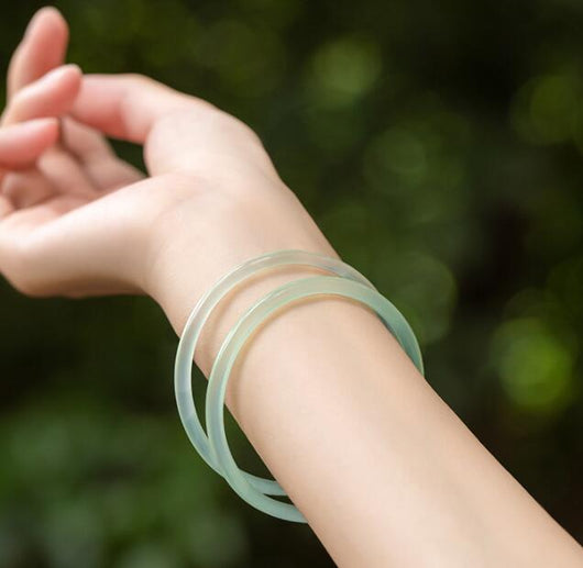 Pulsera de Ágata Natural Calcedonia Estilo Antiguo Delgada para Mujer