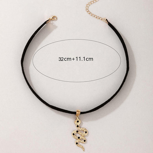 Collar Gótico de Terciopelo Witchy - Gargantilla Grunge Oscura para Regalo - Image 7