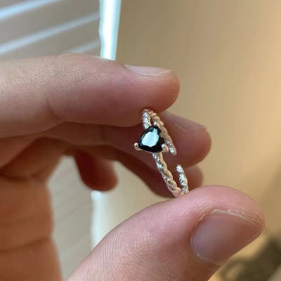 Anillo de Circonia Negra XINGX Sweet Cool Style para Mujer - Image 3