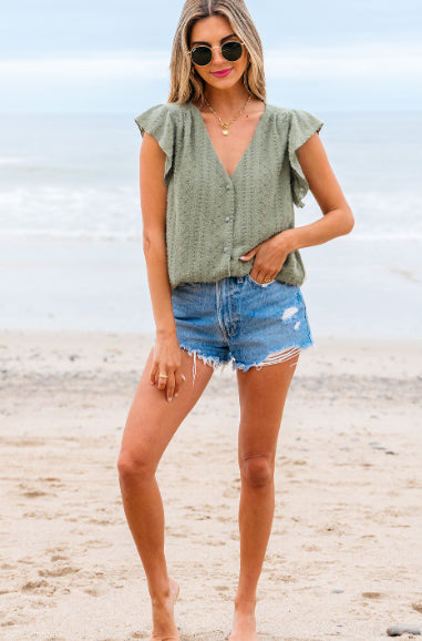 Blusa Verde Laurel con Mangas Volantes y Encaje Escote V - Image 4