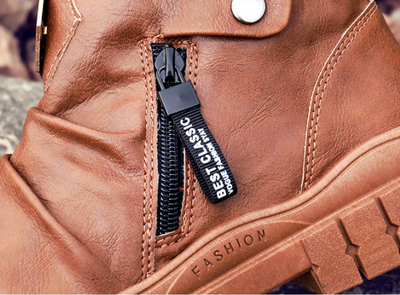 Botas de Cuero para Hombre - Diseño Versátil de Caña Media - Image 8