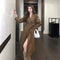 Trench Coat de Couro Feminino Elegante com Cintura Ajustável e Cadarços