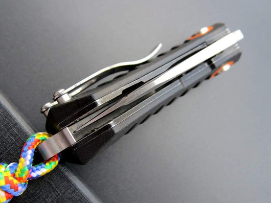 Cuchillo de Camping Plegable con Mango Compacto para Aventuras al Aire Libre - Image 15