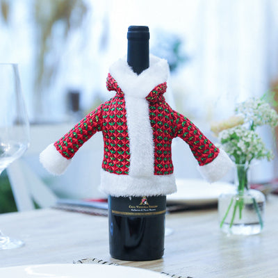 Conjunto Decorativo Estilo Nórdico en Tela Aterciopelada Rojo Vino - Image 3