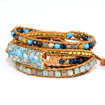 Pulsera de Cuero Multicapa Tejida a Mano con Hilo Dorado y Turquesa - Image 2