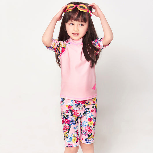 Traje de Baño Infantil Estampado con Corte Moderno - Image 5
