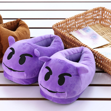 Pantuflas Peluche QQ Expression - Cómodas Zapatillas de Casa Divertidas - Image 2