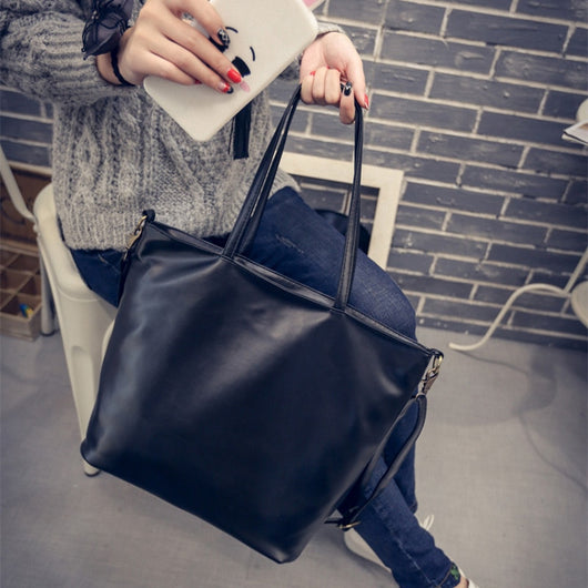 Bolso Vintage de Cuero Grande para Mujer - Estilo Messenger Elegante - Image 2