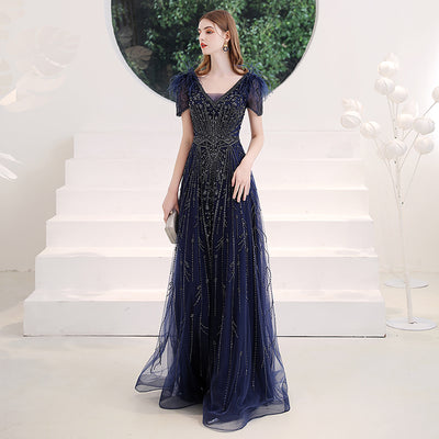 Vestido de Noche Elegante y Sofisticado para Eventos Corporativos