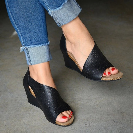Sandalias Romanas con Tacón Cuña y Punta Abierta
